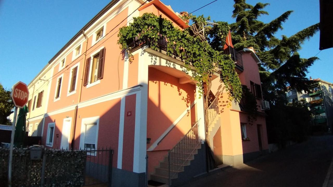 Apartmaji Soncek Изола Екстериор снимка