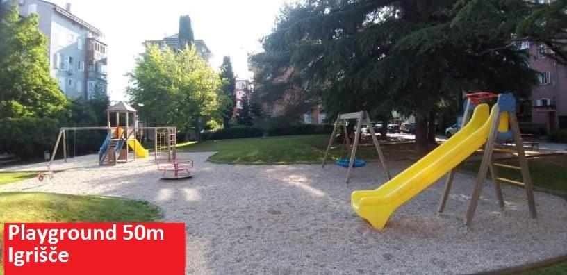 Apartmaji Soncek Изола Екстериор снимка