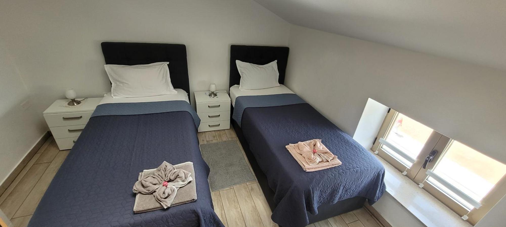 Apartmaji Soncek Изола Екстериор снимка
