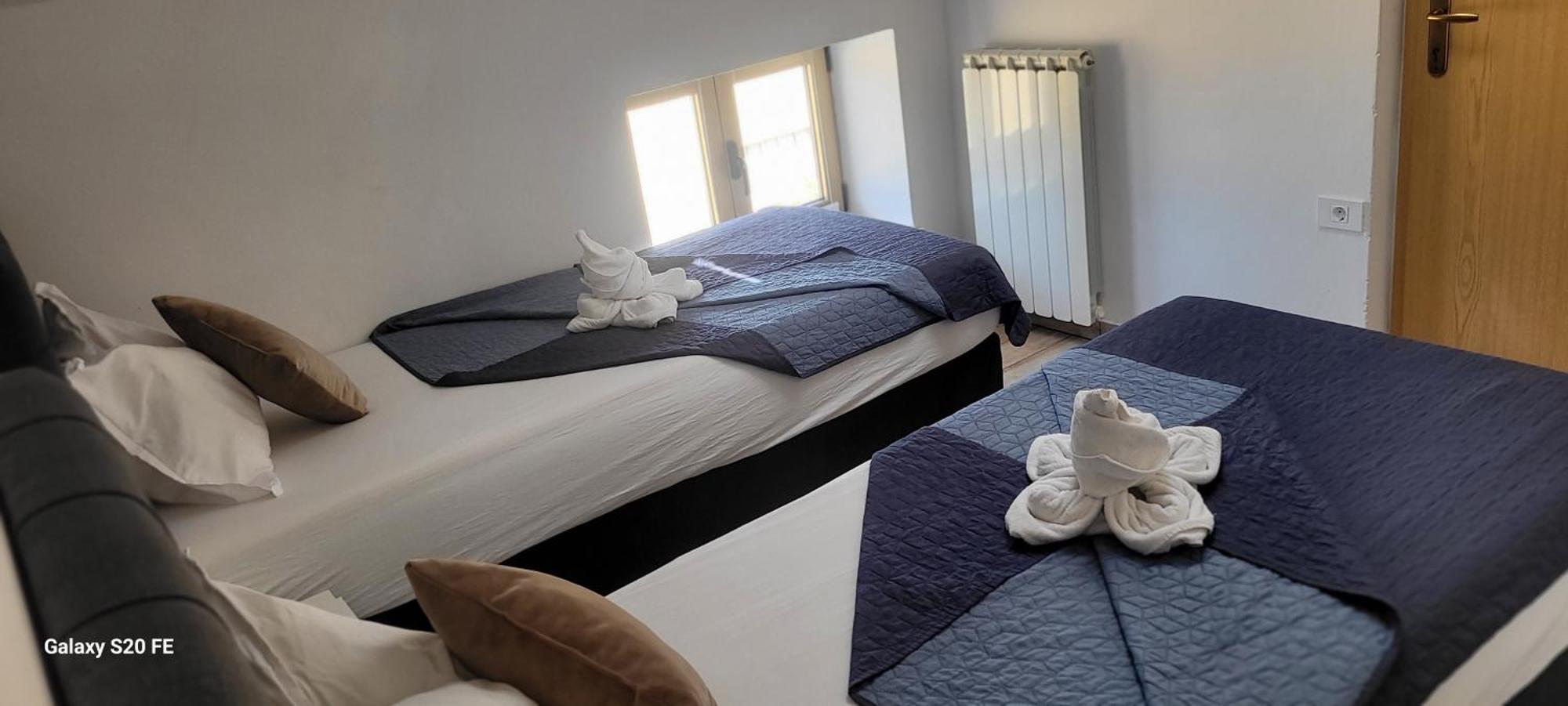 Apartmaji Soncek Изола Екстериор снимка