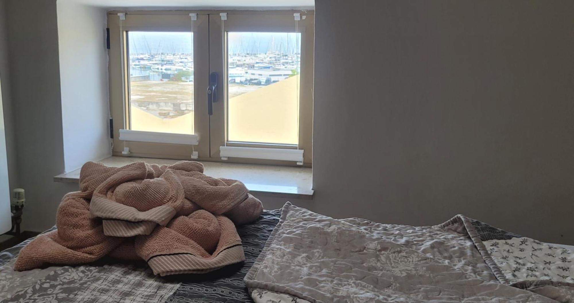Apartmaji Soncek Изола Екстериор снимка